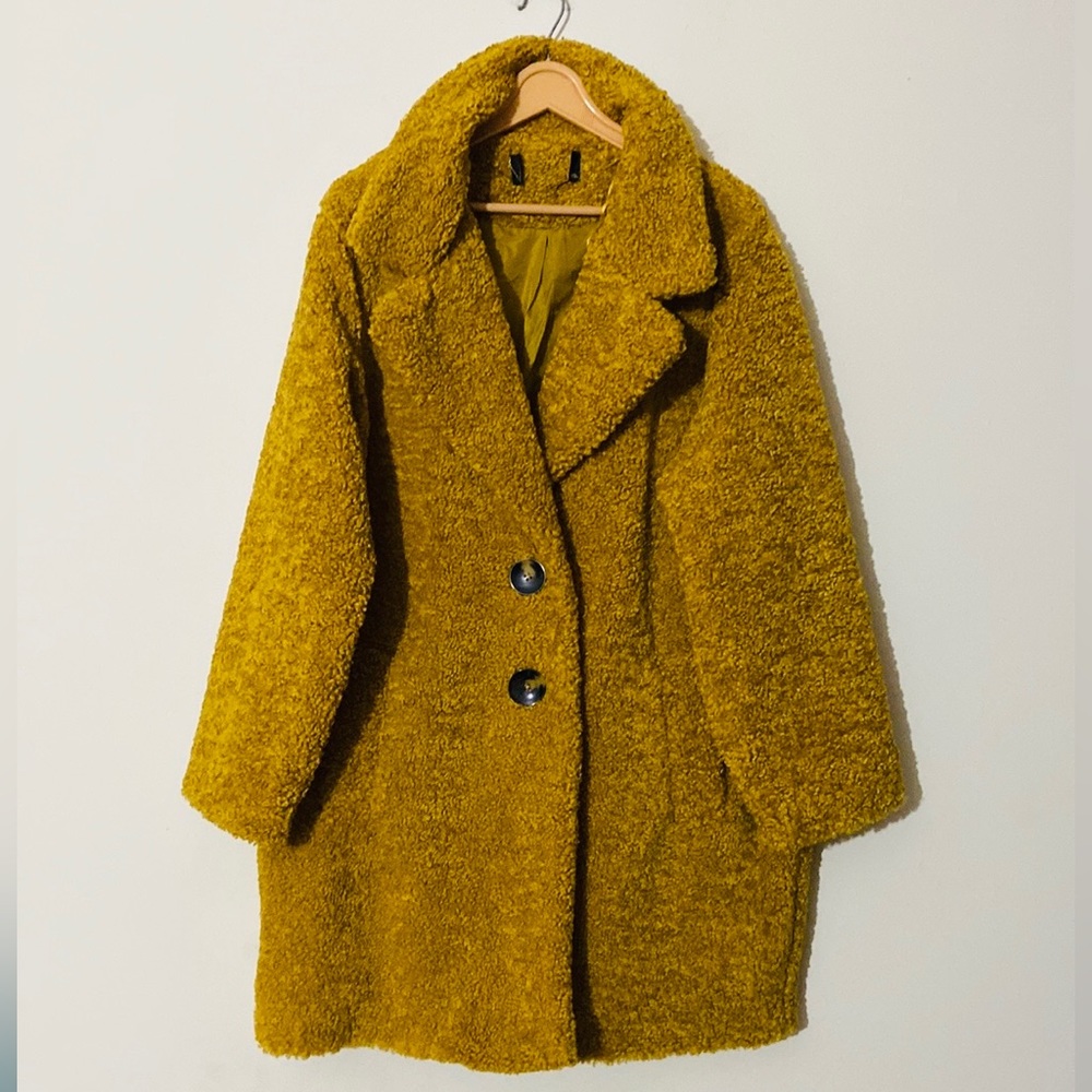 FOREVER21 SHEARLING COAT 🧥 - Picture 4 of 9